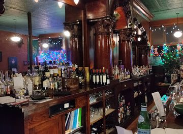 michigan/kalamazoo/restaurant/cosmo-s-cucina-o-duffy-s-pub