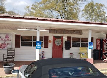 mississippi/the-red-clay-hills/restaurant/the-burger-basket