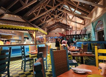 the-bahamas/inagua-islands/restaurant/bimini-road