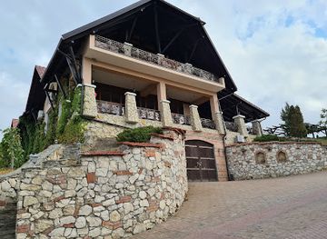 moldova/cave-monastery-in-old-orhei/restaurant/acropolis