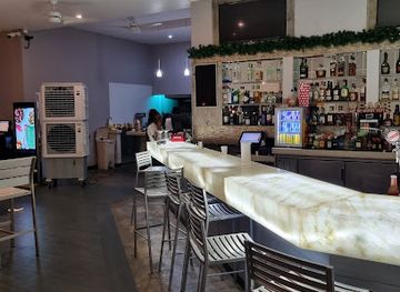 jamaica/surrey-county/restaurant/100-restaurant