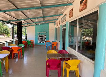 guinea-bissau/oio-region/restaurant/bfc-bissau-fried-chicken
