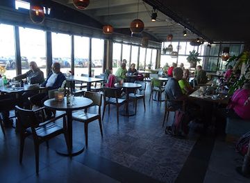 netherlands/egmond-aan-zee/restaurant/eazee
