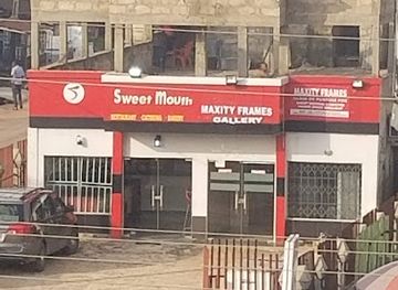 benin/comoe-national-park/restaurant/sweet-mouth