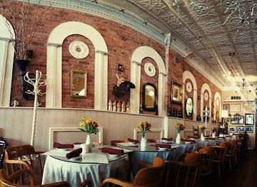 michigan/ann-arbor/restaurant/amadeus-restaurant