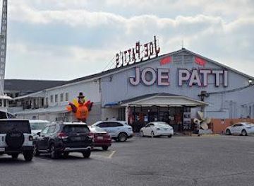 alabama/orange-beach/restaurant/joe-patti-s-seafood