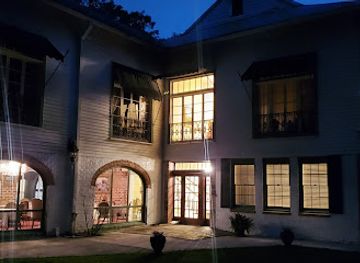 louisiana/plantation-country/restaurant/annadele-s-plantation