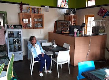 uganda/jinja/restaurant/prime-smiles-bar-and-restaurant