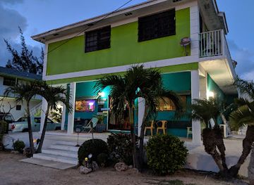 the-bahamas/eleuthera/restaurant/daddy-joe-s-restaurant-inn