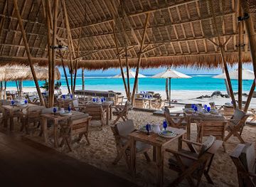 maldives/raa-atoll/restaurant/beach-club-grill-restaurant