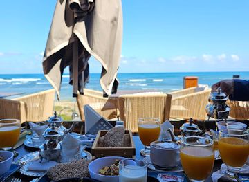 morocco/doukkala-abda/restaurant/chez-laura