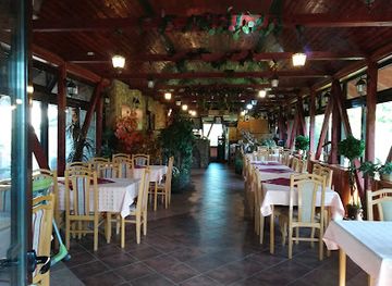 serbia/fruska-gora-national-park/restaurant/zelena-oaza