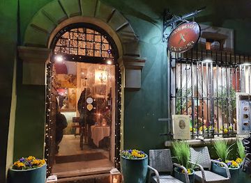 poland/warsaw/restaurant/restauracja-portretowa