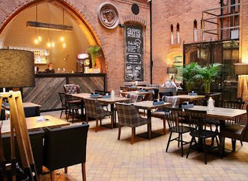 poland/torun/restaurant/restauracja-luizjana-torun