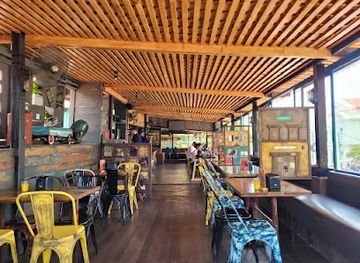 el-salvador/santa-ana/restaurant/simmer-down