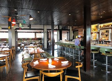 florida/sarasota-beaches/restaurant/shore-st-armands