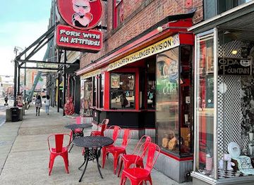 tennessee/memphis-beale-street/restaurant/the-pig-on-beale