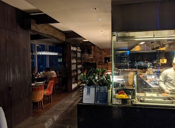 south-korea/busan/restaurant/dining-room-park-hyatt-busan