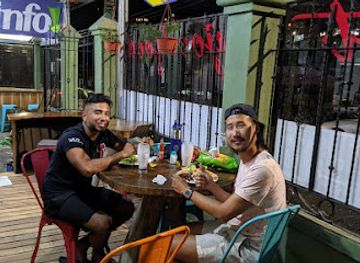 costa-rica/monteverde-cloud-forest/restaurant/shaka-lounge-monteverde