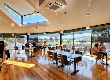 australia/tasman-peninsula/restaurant/barilla-bay-oyster-farm