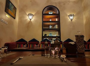 oman/rub-al-khali-desert/restaurant/bait-al-luban-omani-restaurant-mutrah