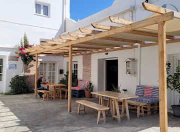 greece/cyclades/restaurant/lemon-e