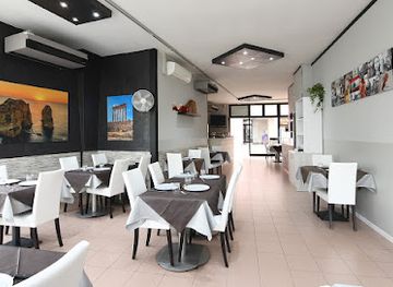 italy/parma/restaurant/fairuz