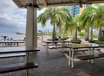 trinidad-and-tobago/diego-martin/restaurant/breakfast-shed