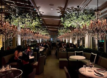 new-york/new-york-city/restaurant/rh-rooftop-restaurant-new-york