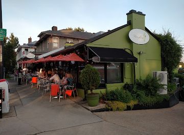 north-carolina/winston-salem/west-end-historic-district/restaurant/mozelle-s