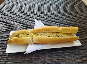 gabon/lambarene/restaurant/mik-ly-food