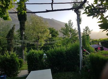 pakistan/karakoram-highway/restaurant/peace-point