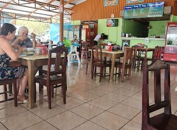 costa-rica/nicoya-peninsula/restaurant/cevicheria-marisqueria-rafitas-2