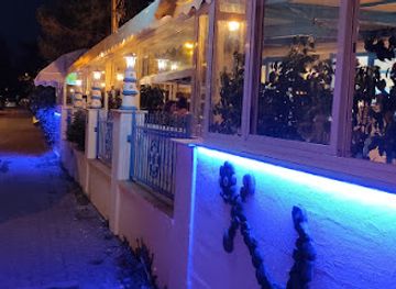 turkiye/marmaris/armutalan/restaurant/mavibeyaz-balik-restauranti