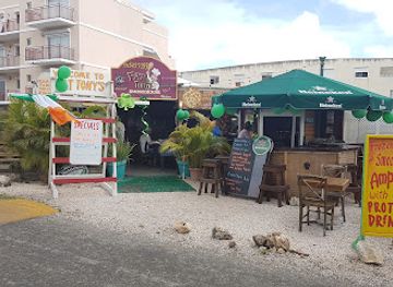sint-maarten/cupecoy-beach/restaurant/fat-tony-s
