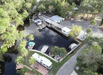 florida/homosassa-springs-wildlife-state-park/restaurant/manatee-campground-marina-pub