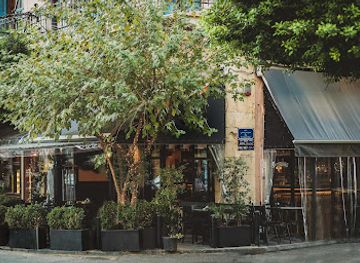 lebanon/beirut/gemmayzeh/restaurant/cyrano-cafe