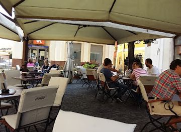 hungary/szekesfehervar/restaurant/patria-cafe-and-restaurant