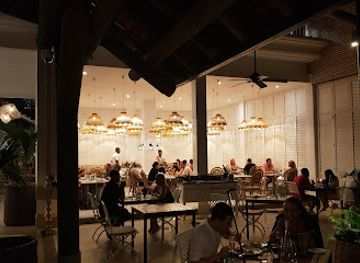 mauritius/pointe-aux-piments/restaurant/a-tavola