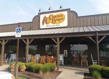 kentucky/frankfort/restaurant/cracker-barrel-old-country-store