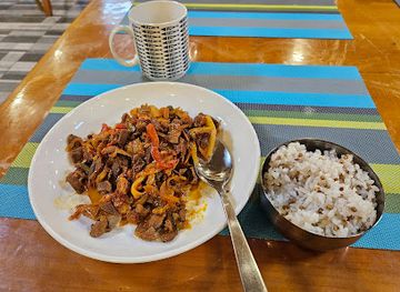 mongolia/lake-khovsgol/restaurant/rose-cafe