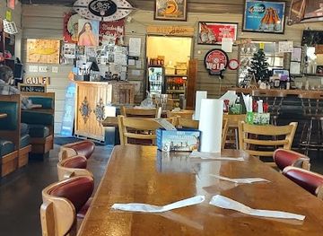 alabama/piney-woods/restaurant/lynnie-bo-s