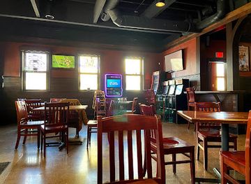 wisconsin/sheboygan/restaurant/legend-larry-s