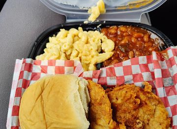 kentucky/bowling-green/restaurant/food-truck-park-soul-of-kentucky-food-truck