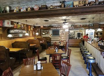mississippi/tombigbee-national-forest/restaurant/tin-lizzie-cafe