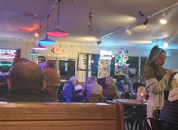 florida/panama-city-beach/restaurant/bayou-on-the-beach-steamers-mercantile