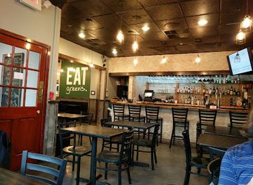 virginia/blacksburg/restaurant/green-s-grill-sushi-bar