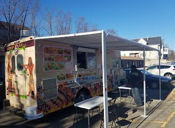 massachusetts/lowell/restaurant/yassa-grill