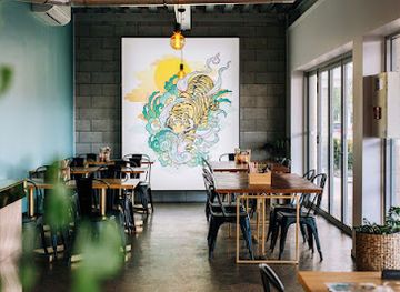 new-zealand/waikato/restaurant/on-a-roll-eatery