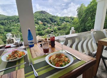 seychelles/mahe-island/restaurant/perry-s-grillz
